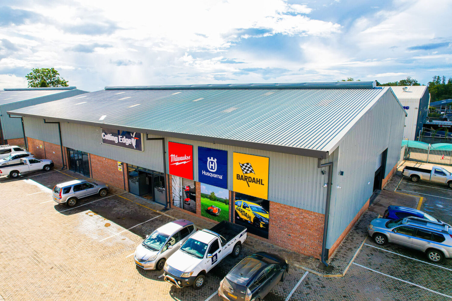 A New Cutting Edge Destination Zimbabwe in Pomona