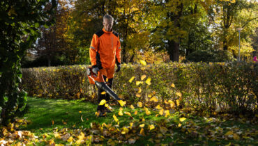 Three things to consider when buying a leaf blower